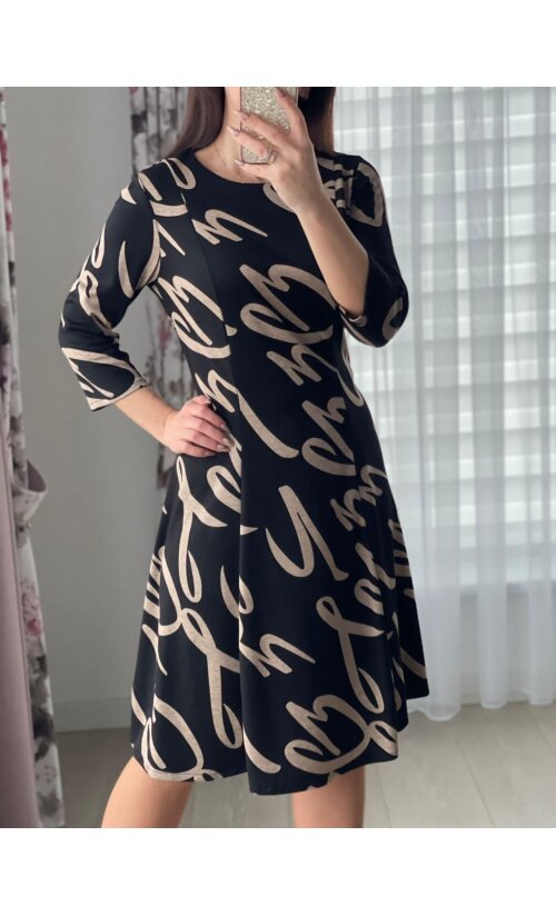 Alt laieneva lõikega kleit 42-48