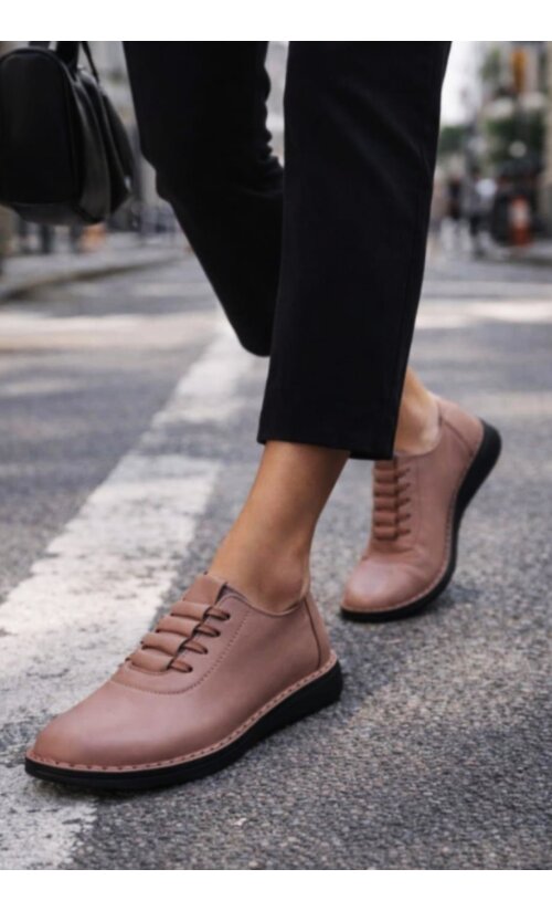 Naiste vabaajajalanõud 39-43