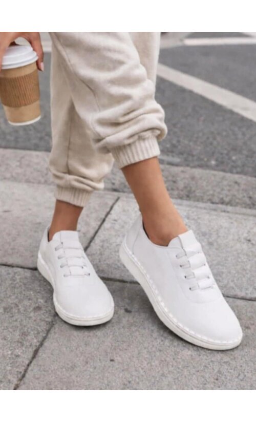 Naiste vabaajajalanõud 39-43