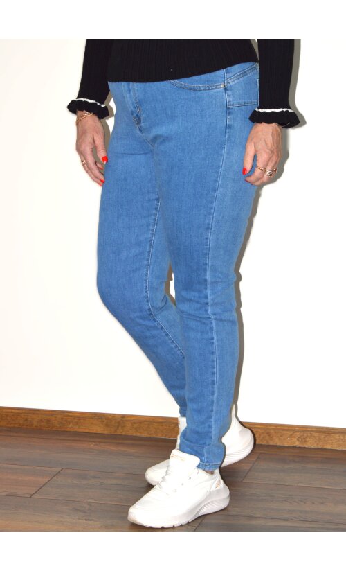 Naiste teksased 42-50